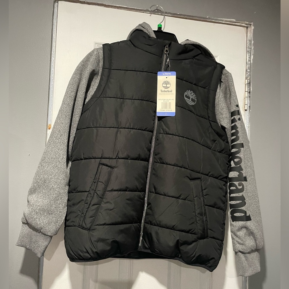 Timberland boy jacket color: black size : L “14/16”